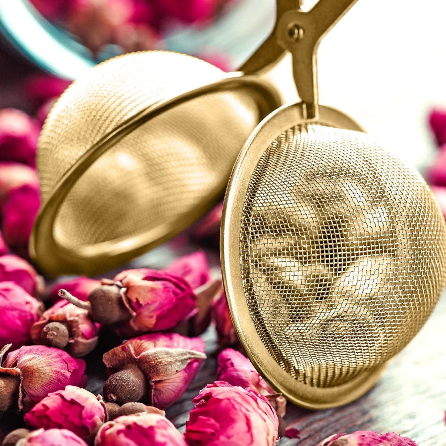 The Golden Steeper – Luxury Gold Tea Infuser